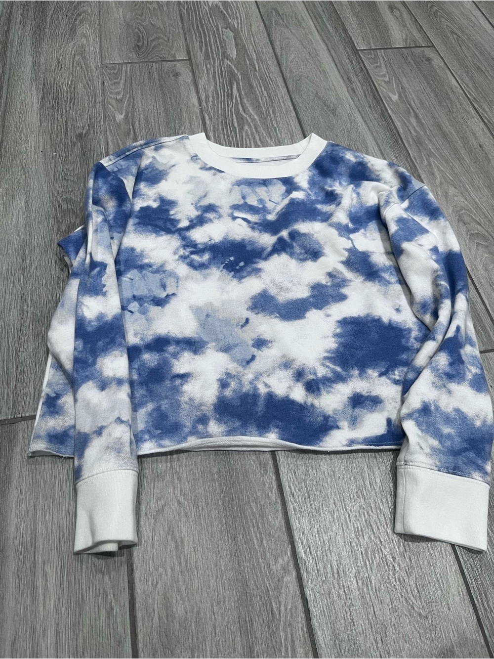 GAP Blue and White Tie-Dye Crewneck Sweater